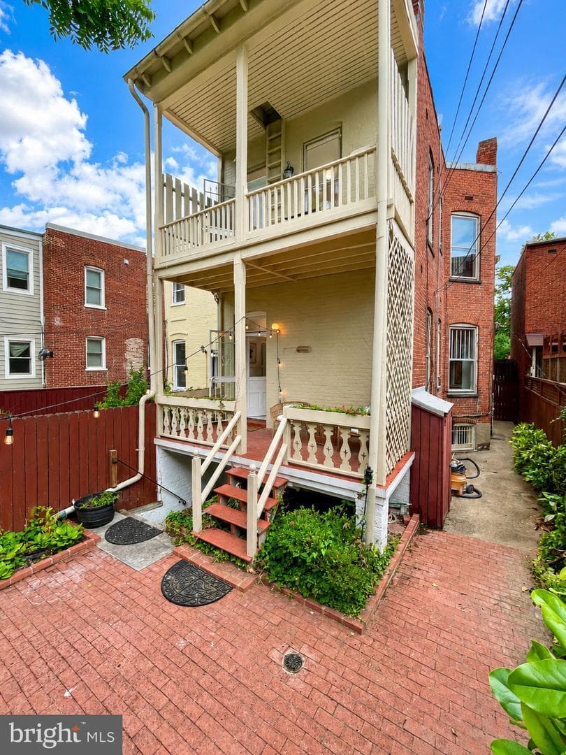 727 Massachusetts Avenue NE photo 44