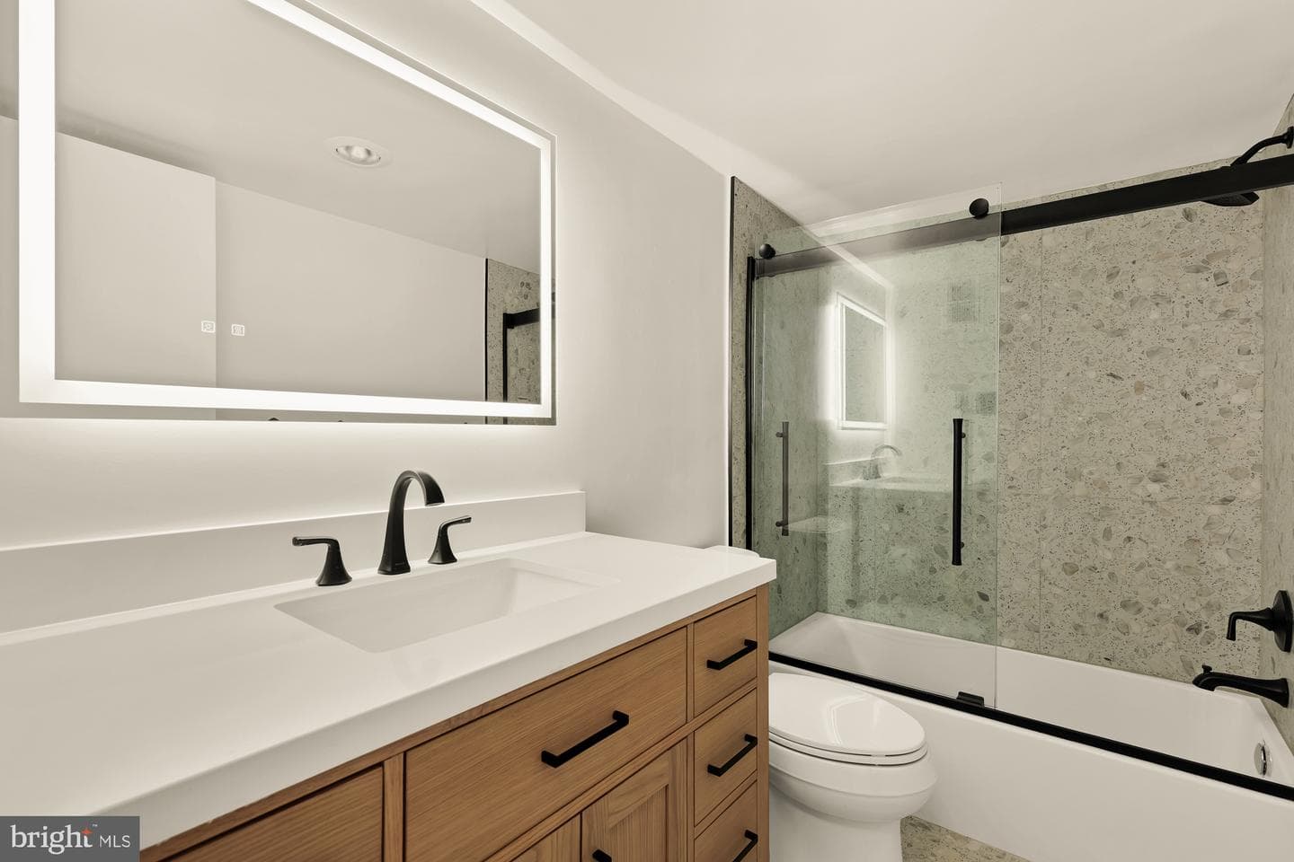 3001 Veazey Terrace NW #709 photo 16