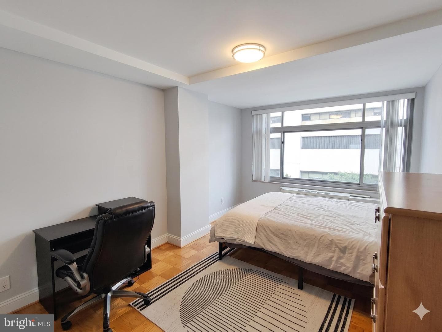2401 H Street NW #509 photo 3