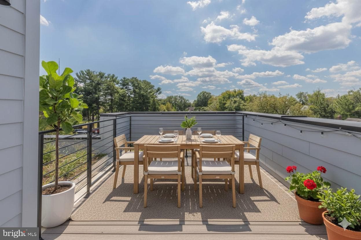 4347 Harrison Street NW #7