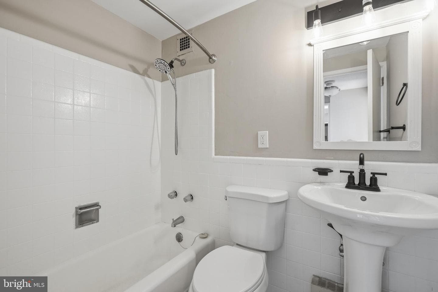 1301 Delaware Street SW #n720 photo 20