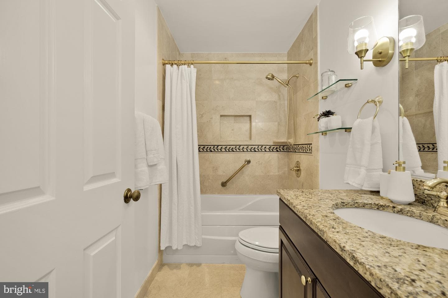 3223 Sutton Place NW #a photo 19