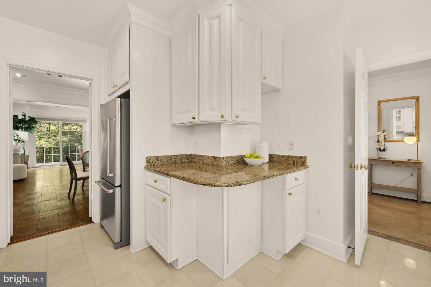 3223 Sutton Place NW #a photo 7