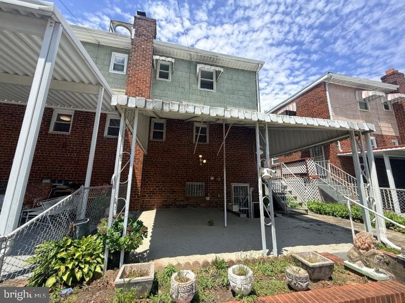 125 48th Place NE photo 11