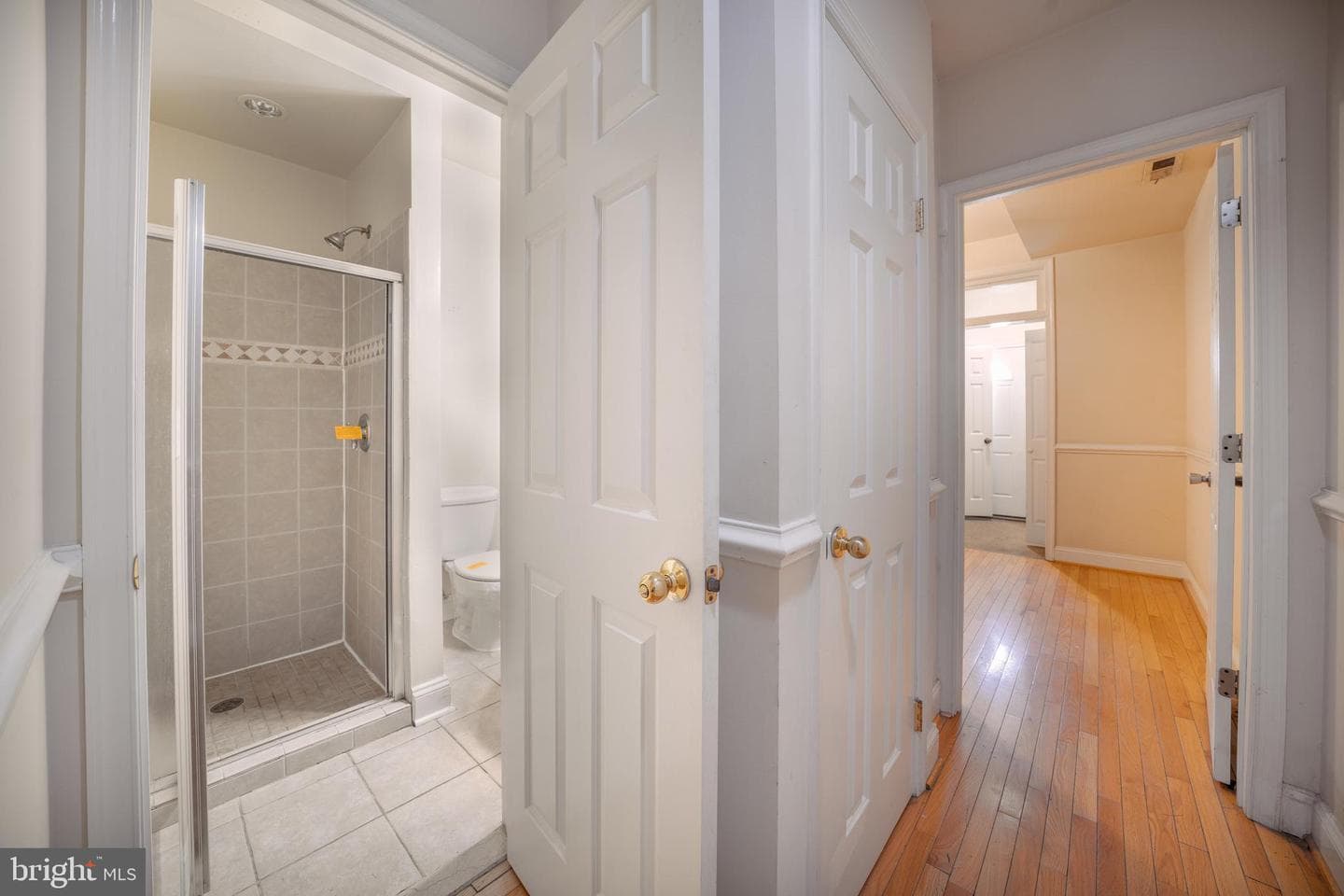 1371 Monroe NW photo 19
