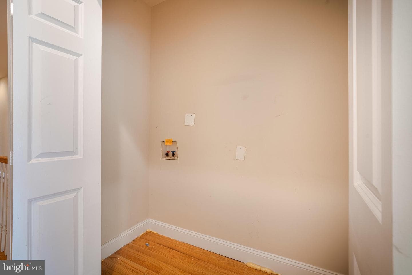 1371 Monroe NW photo 35