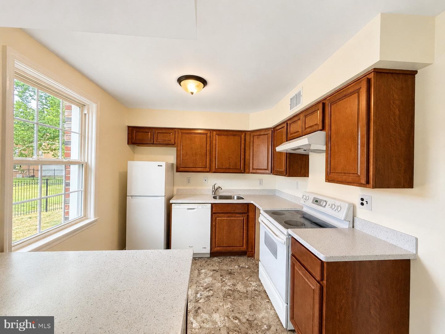 3823 W Street SE #201 photo 4
