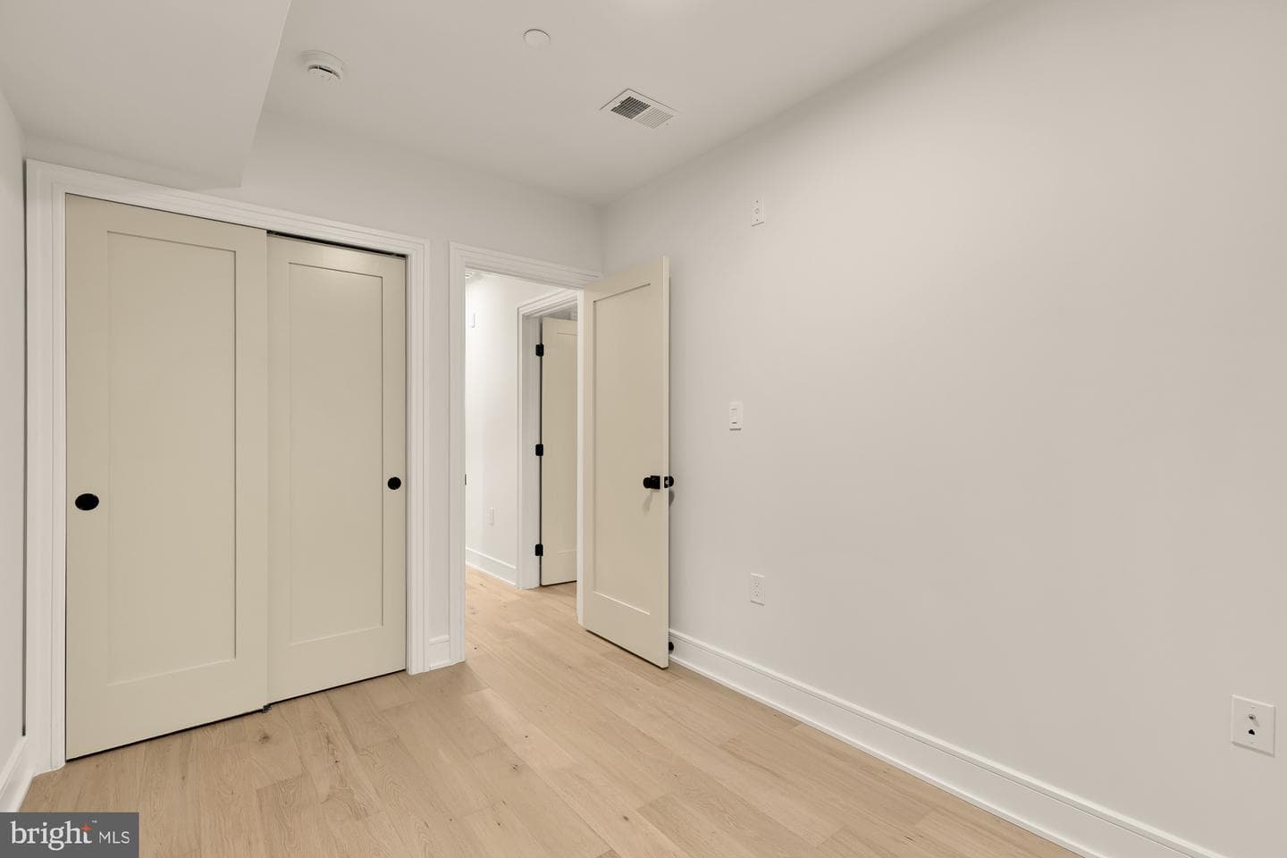 1463 Harvard Street NW #1 photo 19