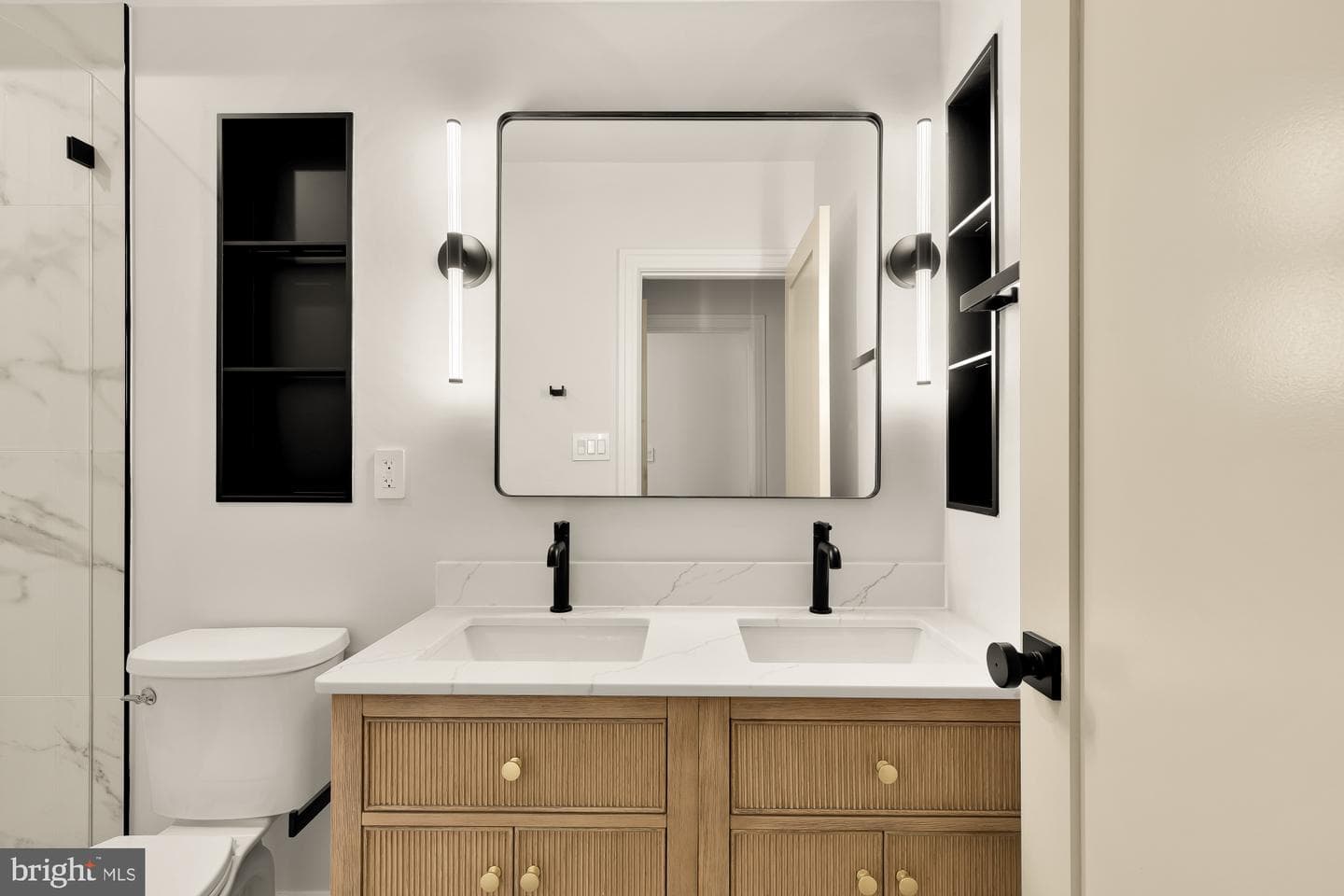 1463 Harvard Street NW #1 photo 23