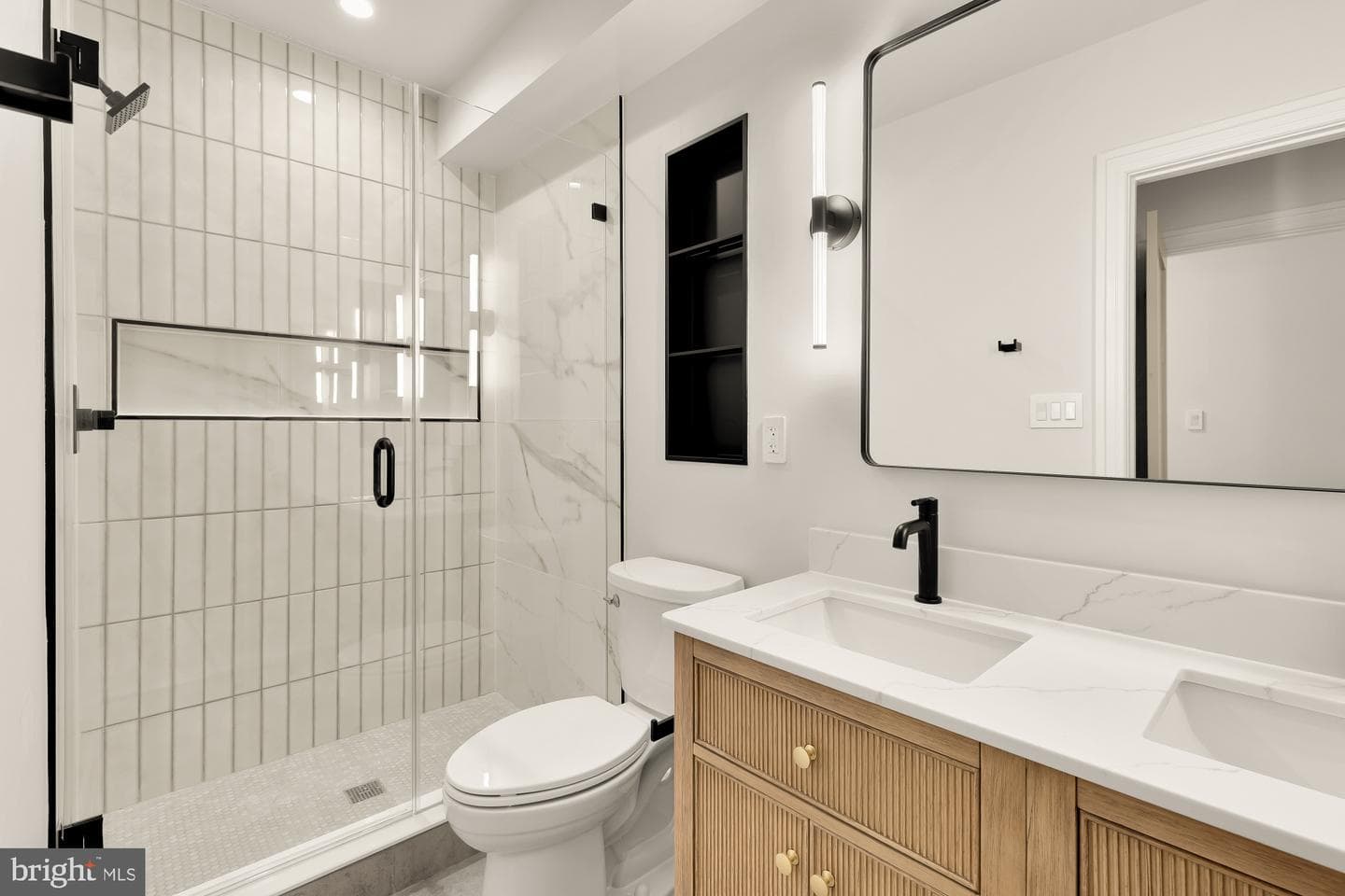1463 Harvard Street NW #1 photo 24
