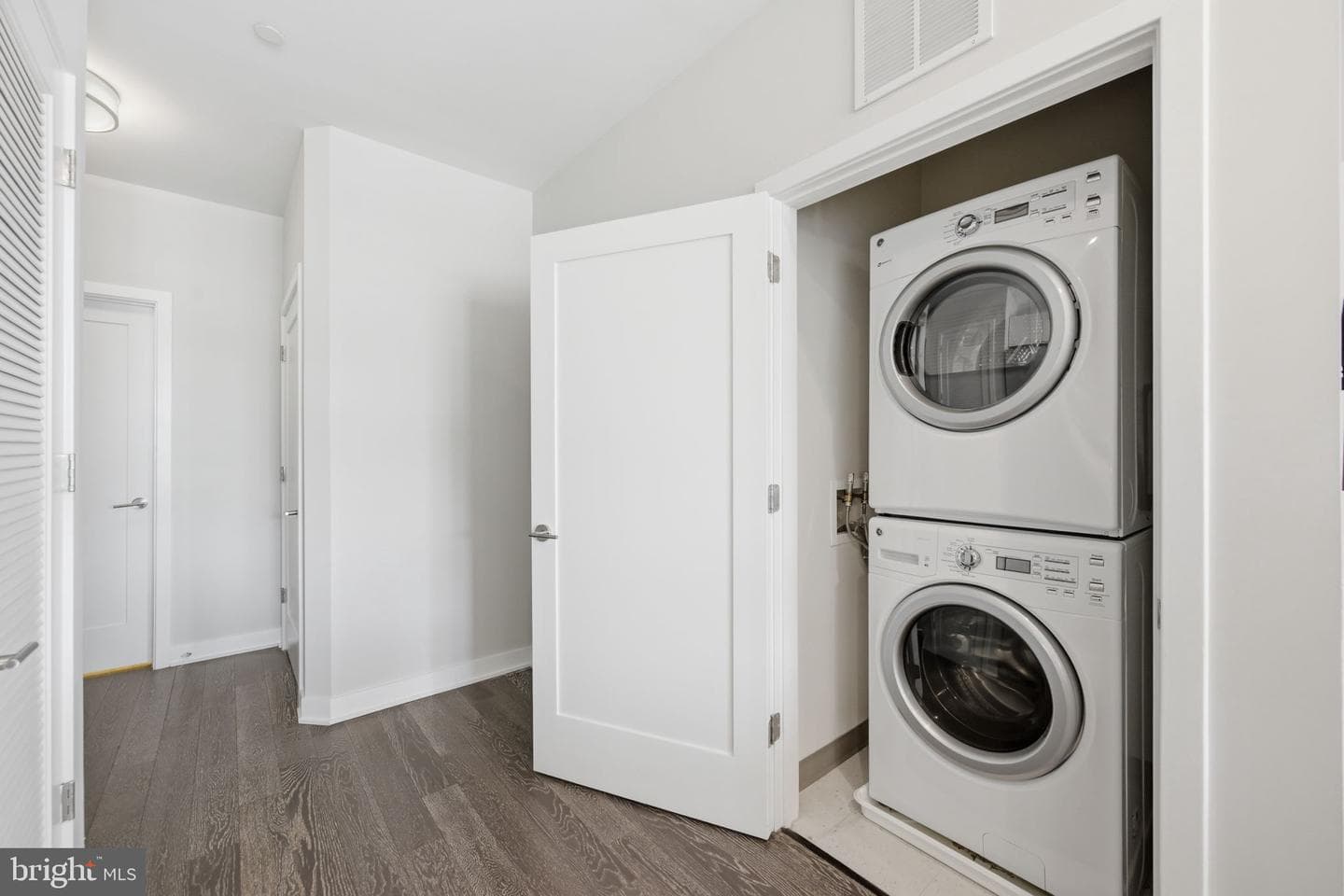 1350 Maryland Avenue NE #315 photo 19
