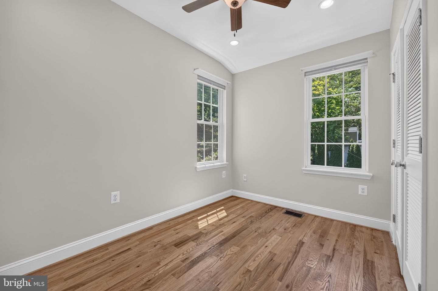 1717 Evarts Street NE photo 48