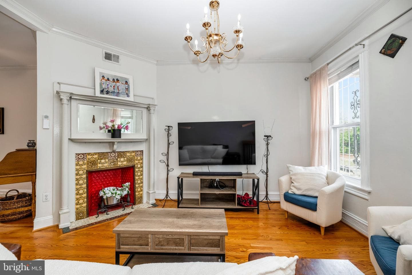 1221 E Street SE photo 10