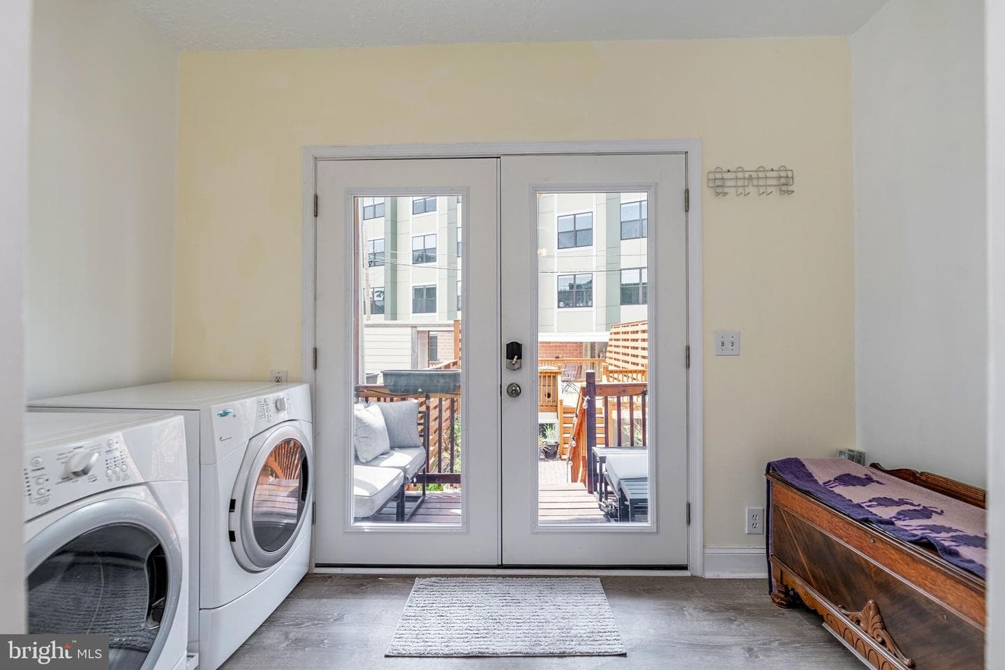 1221 E Street SE photo 18