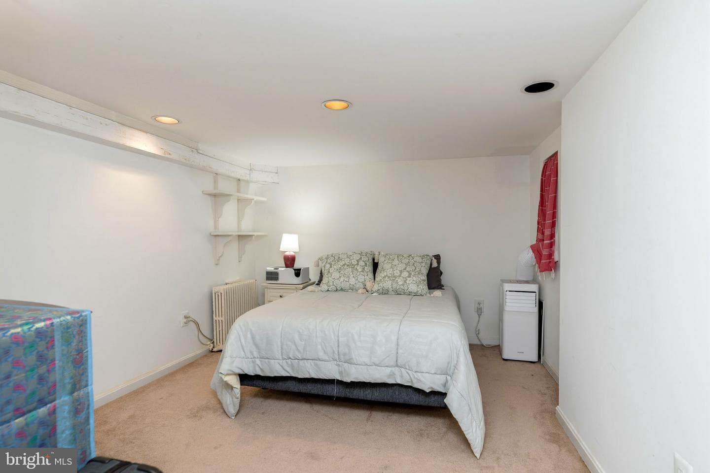 1221 E Street SE photo 36