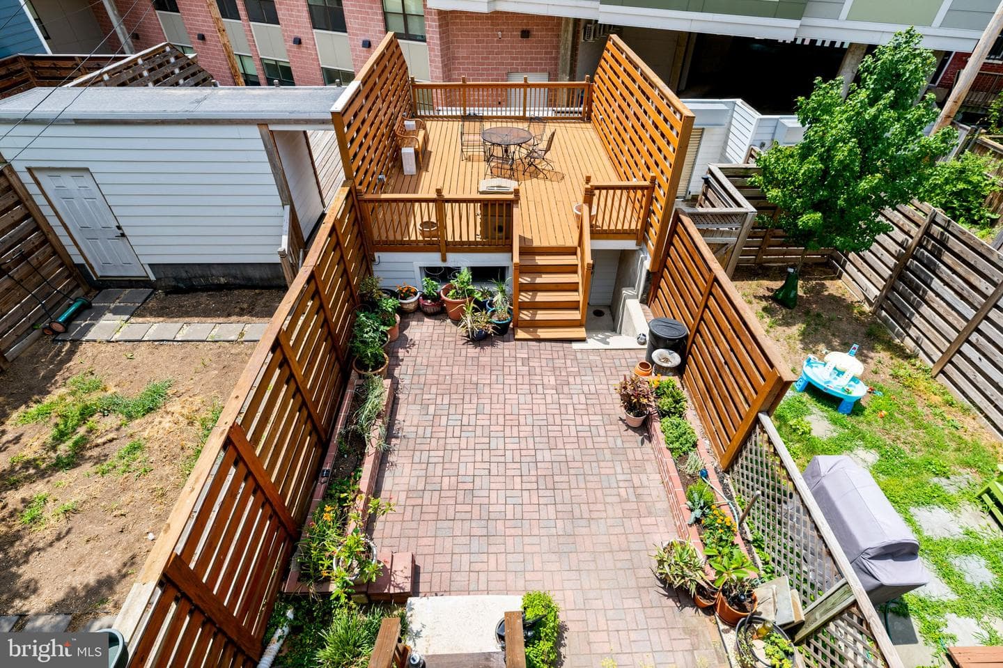 1221 E Street SE photo 44