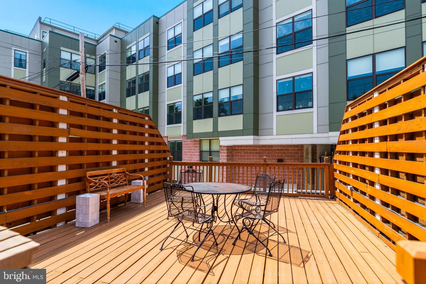 1221 E Street SE photo 47