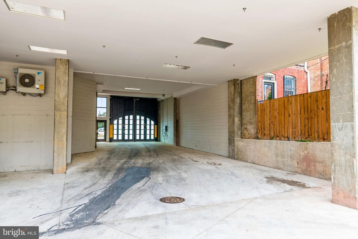 1221 E Street SE photo 50