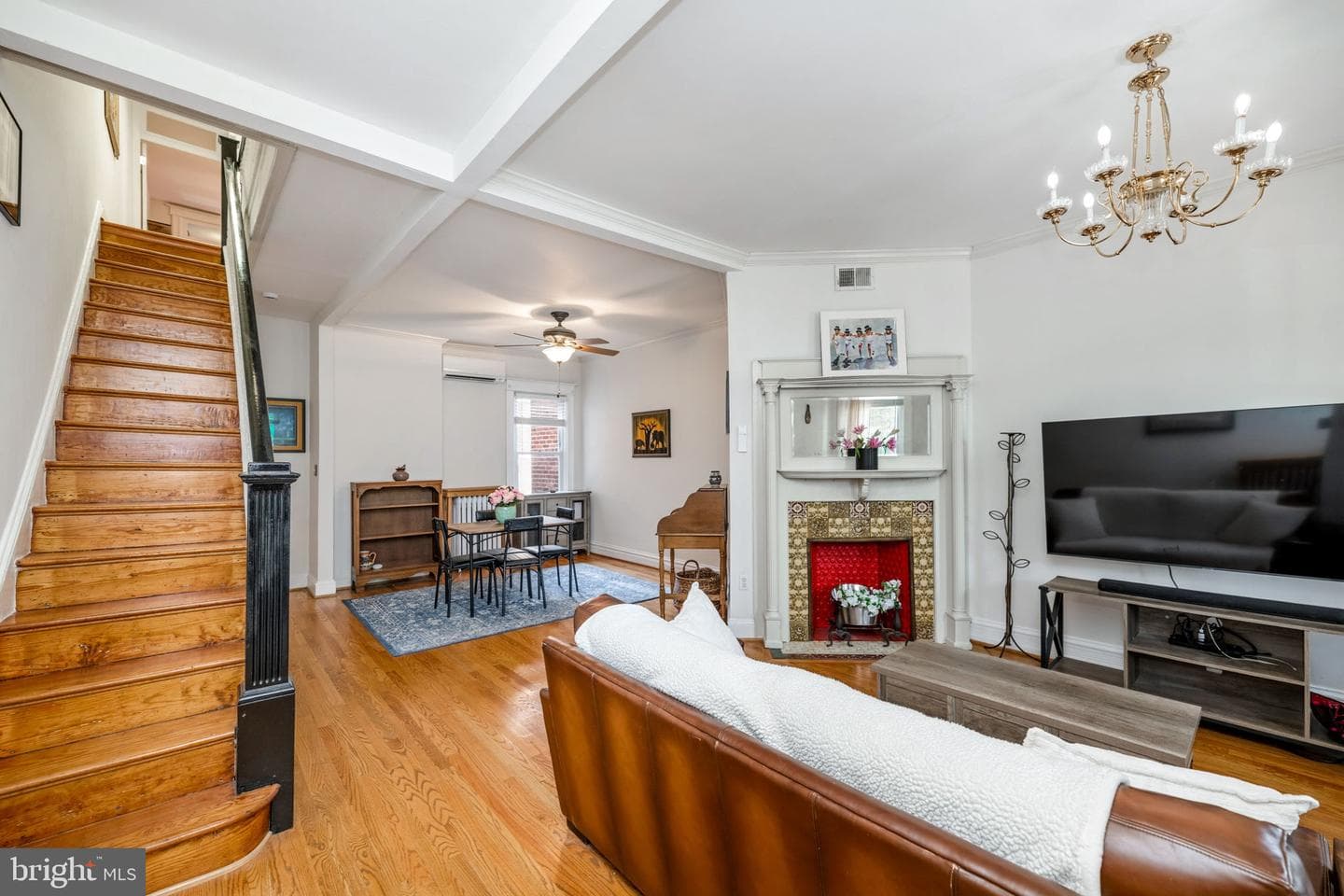 1221 E Street SE photo 6