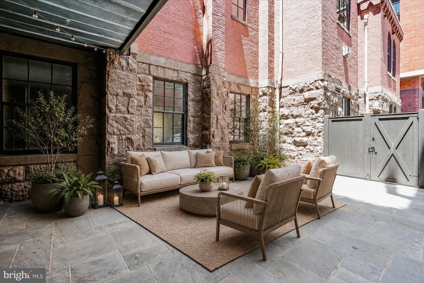 215 I Street NE #103 photo 15