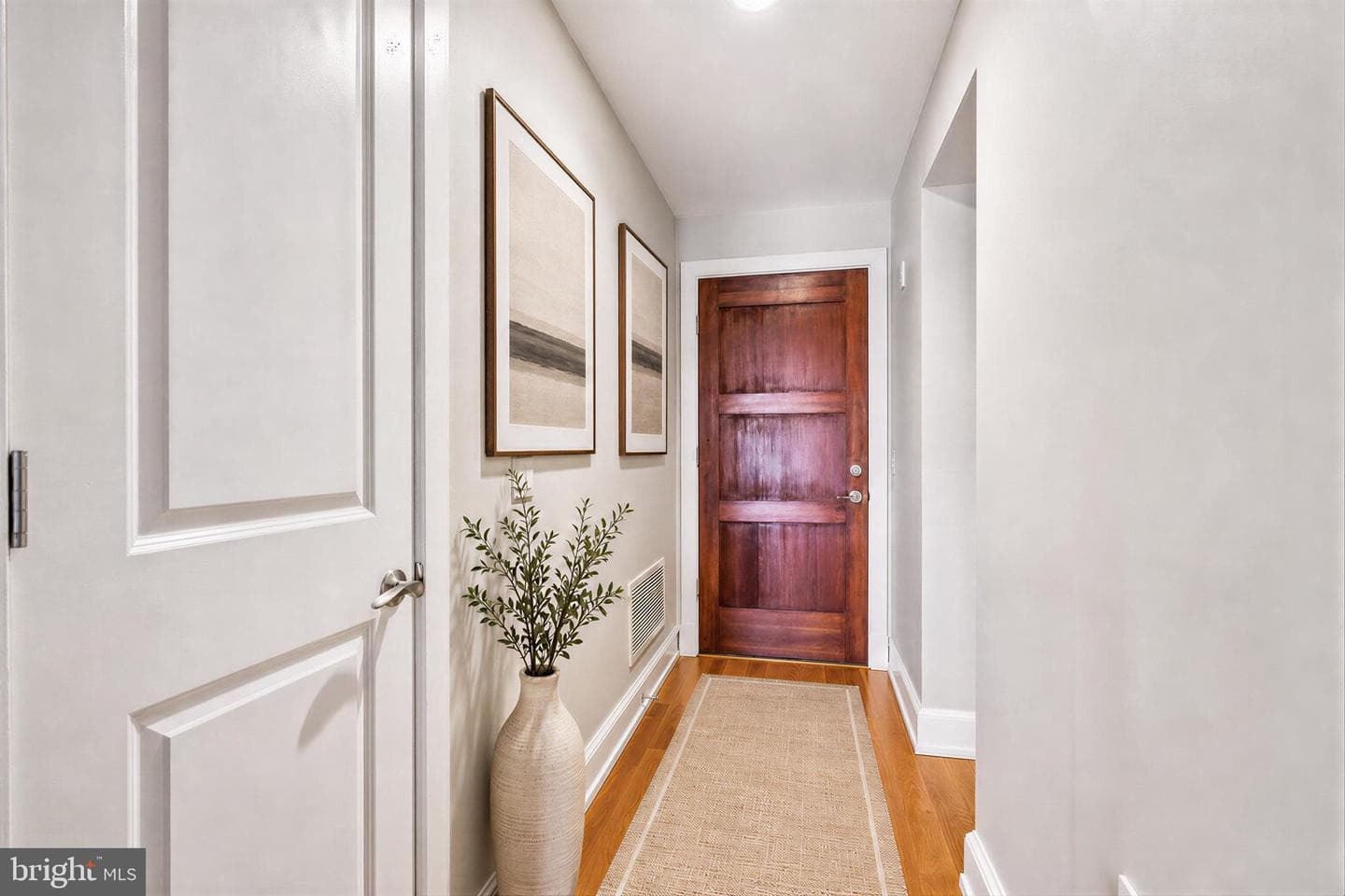 215 I Street NE #103, Washington