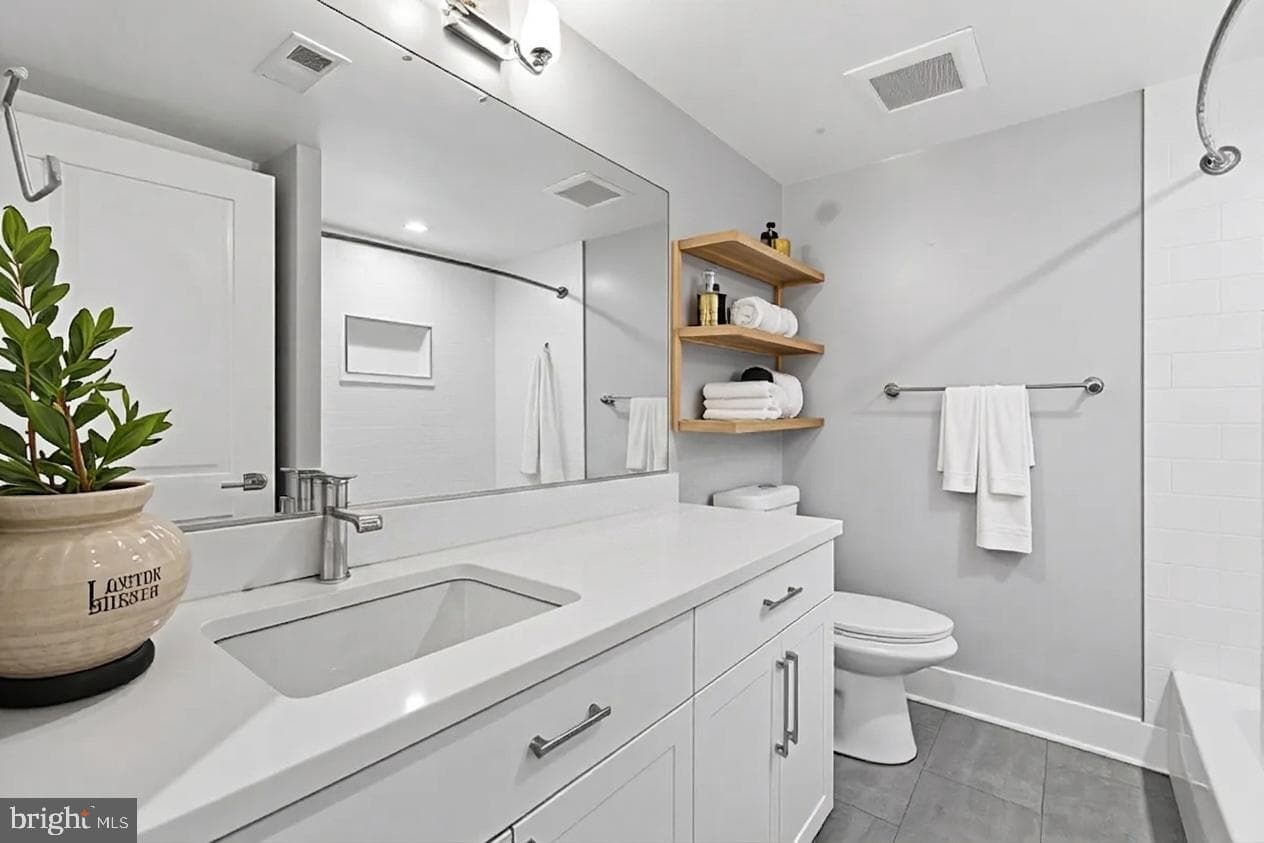 1709 H Street NE #3 photo 5