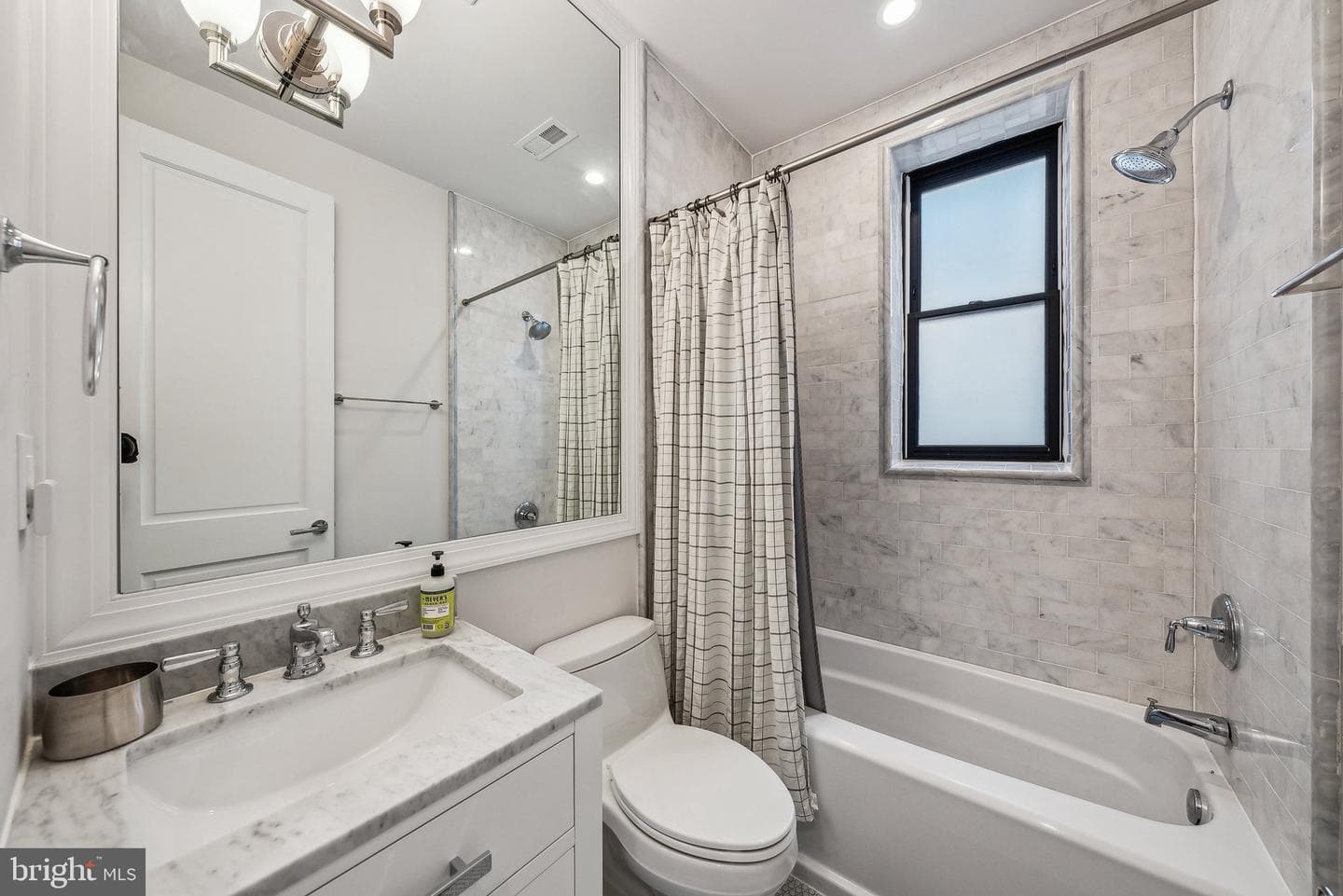 914 Westminster Street NW photo 30
