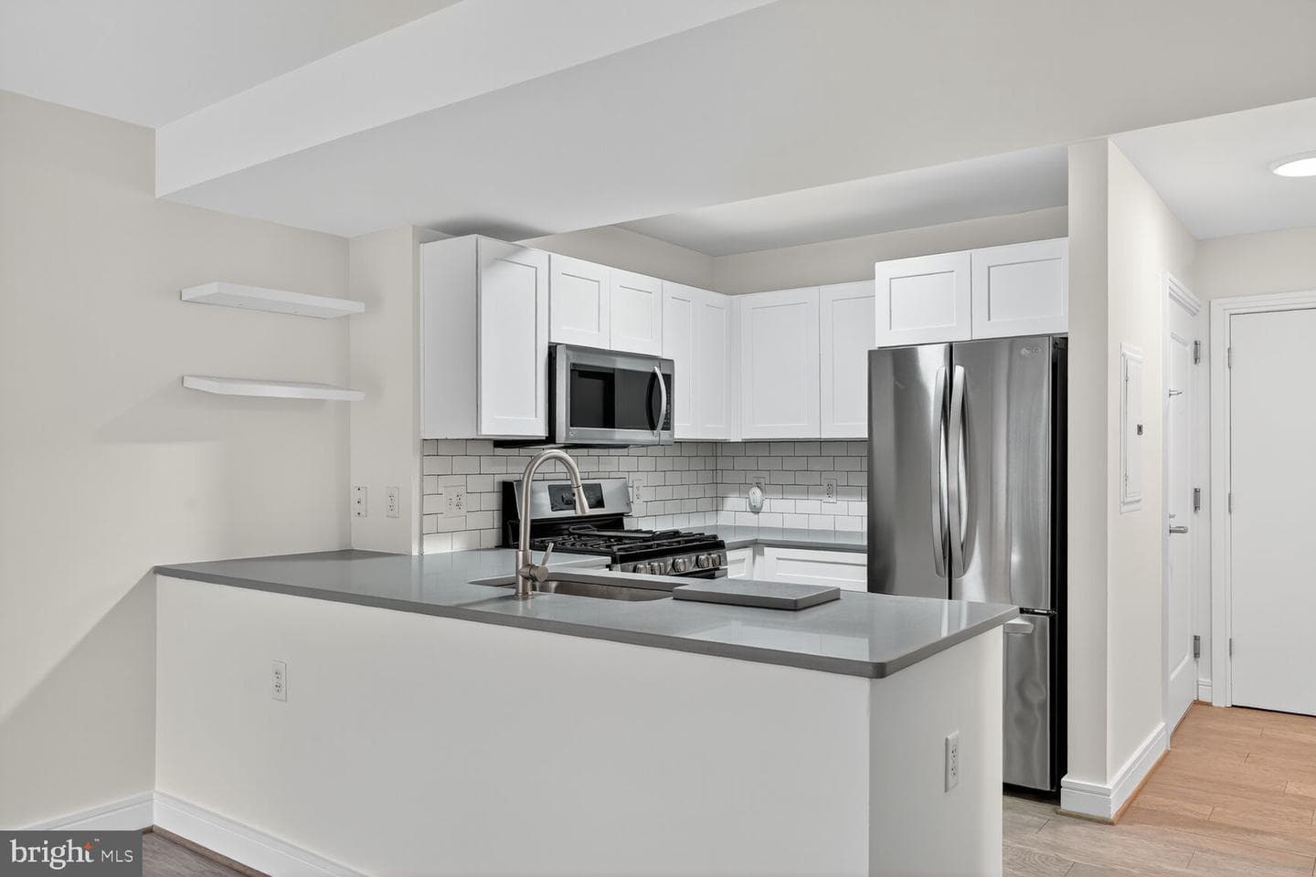 800 4th Street SW #s221 photo 4
