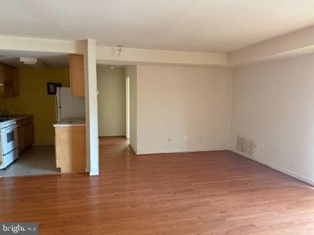 2760 Naylor Road SE #104 photo 7