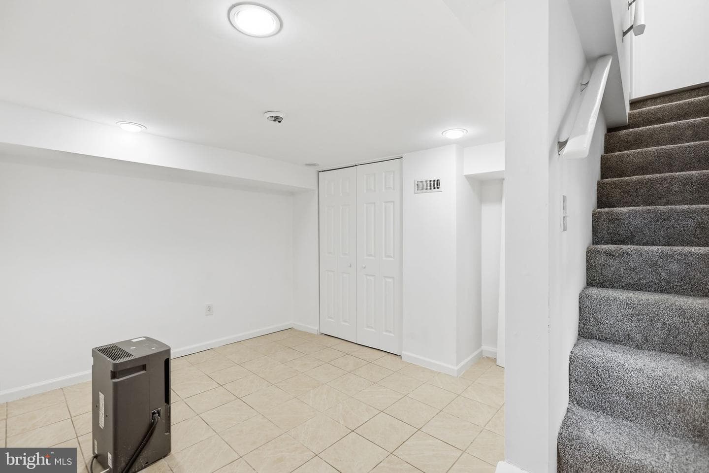 2210 Bryan Place SE photo 19