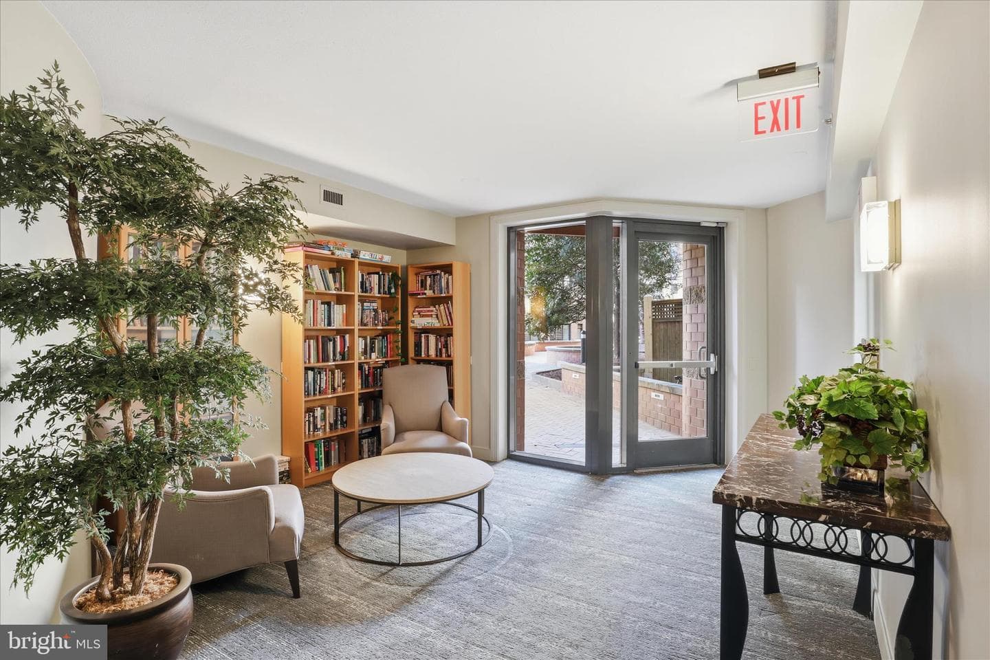 631 D Street NW #827 photo 41