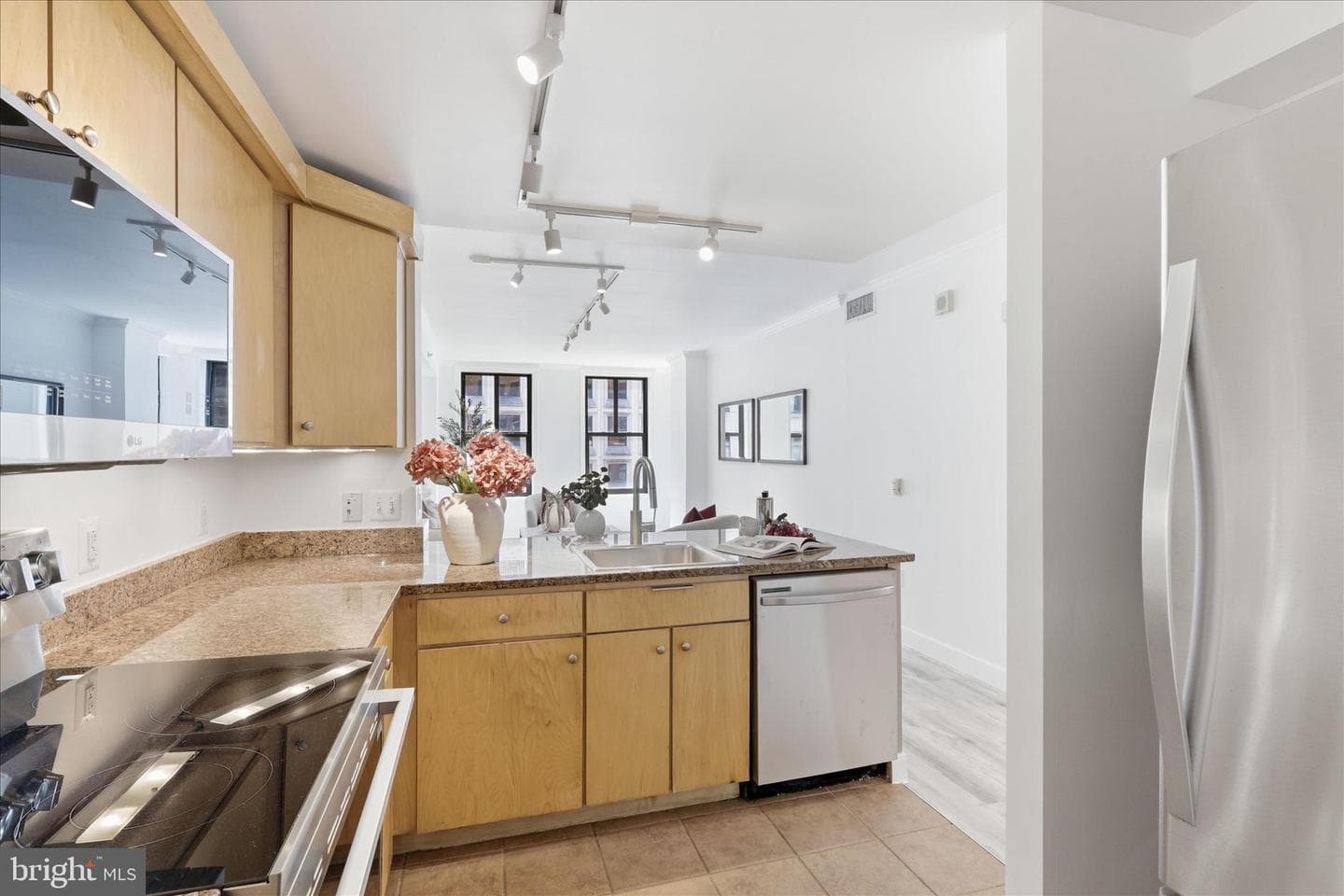 631 D Street NW #827 photo 9