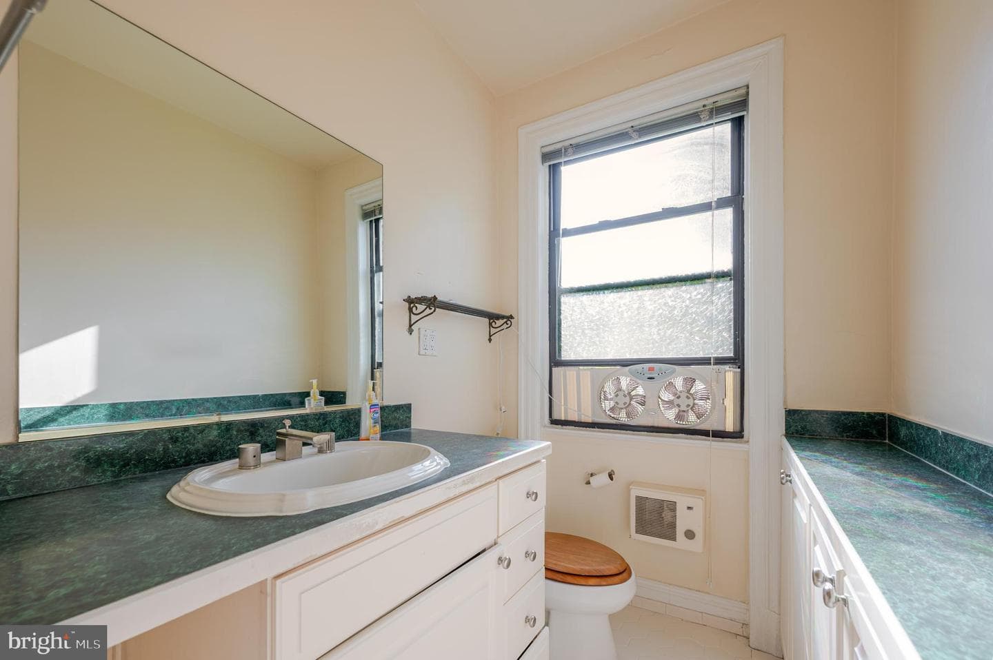 3100 Connecticut Avenue NW #338 photo 17