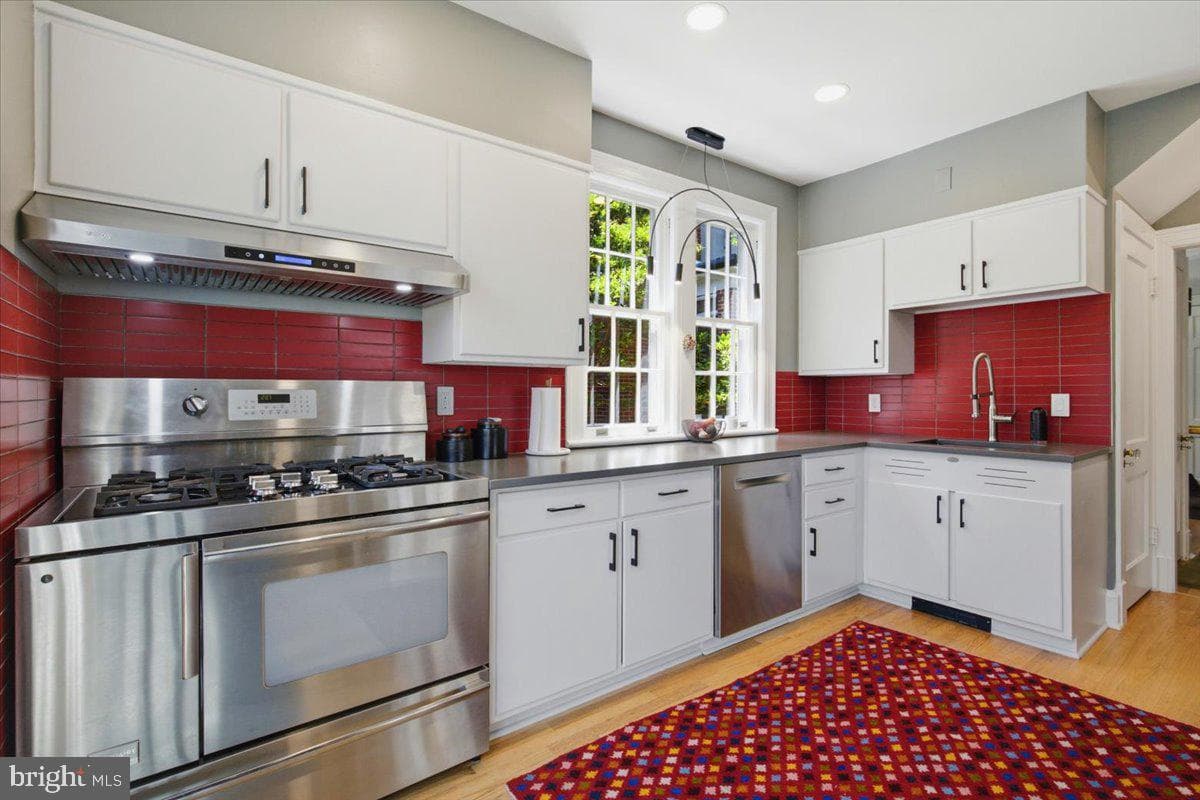 3708 Yuma Street NW photo 13