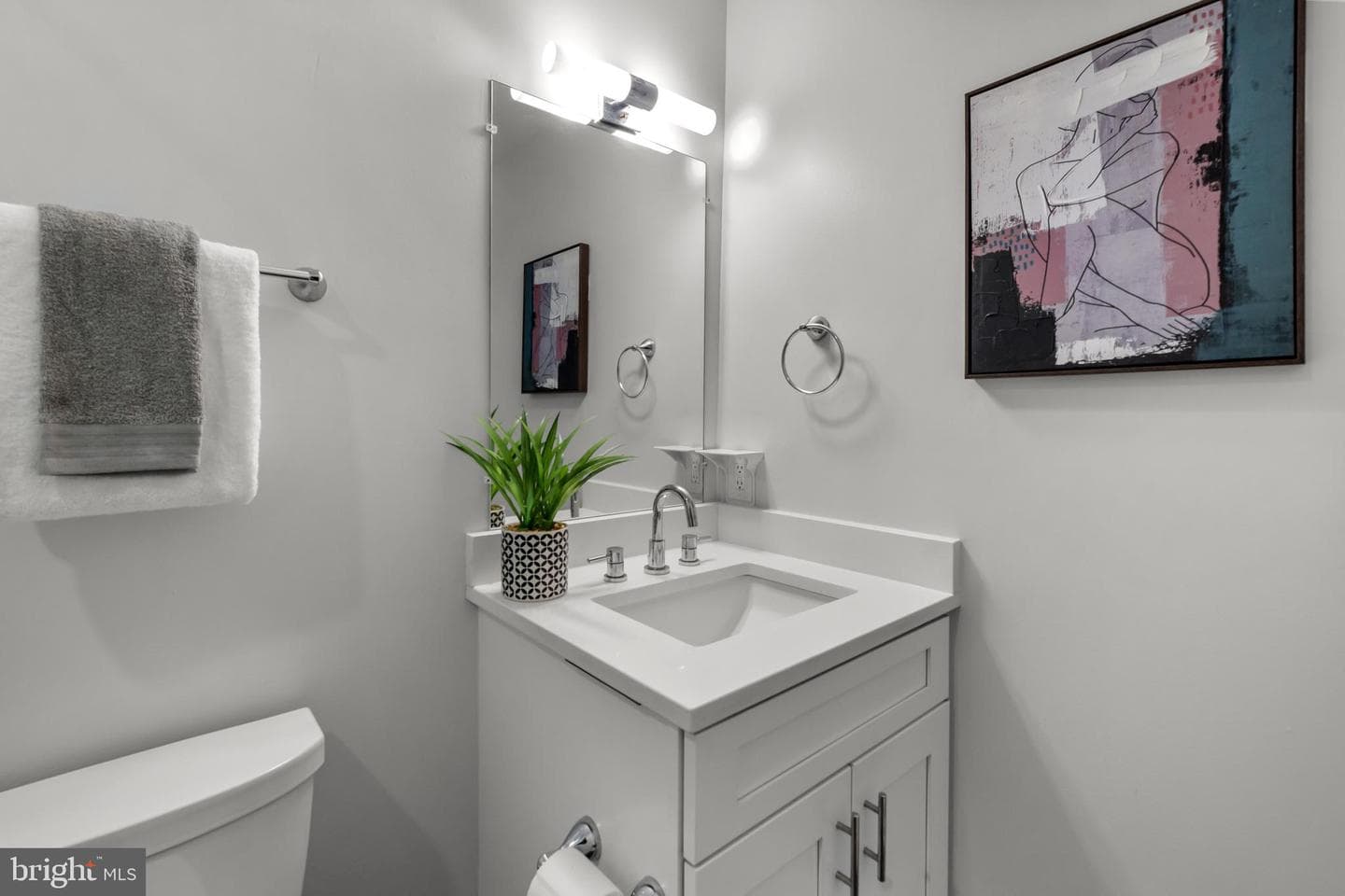 1627 Holbrook Street NE #2 photo 14