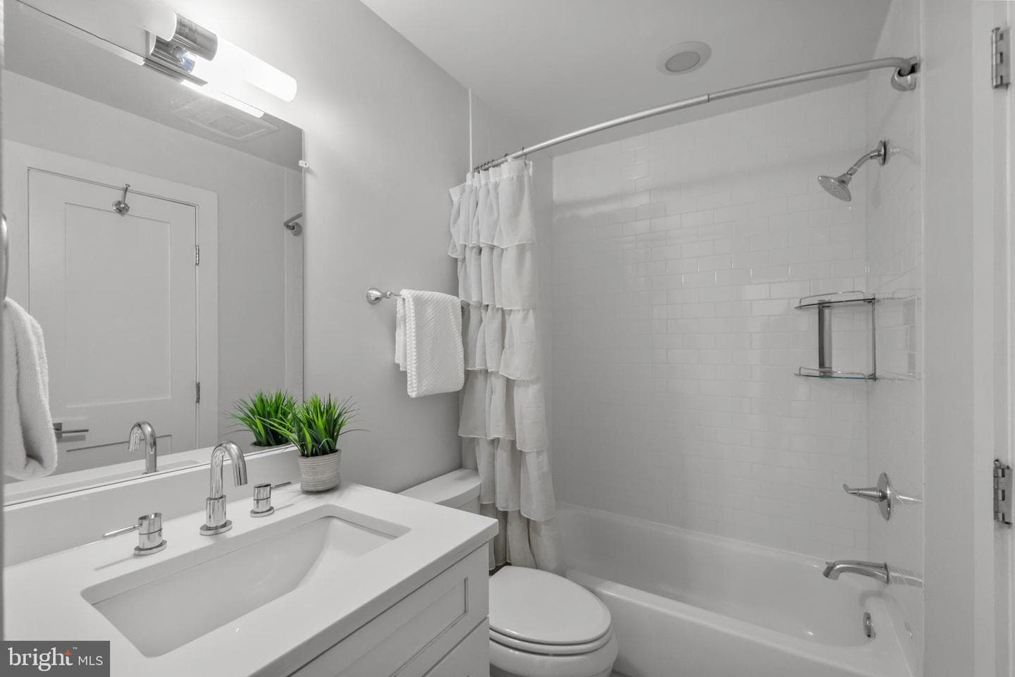 1627 Holbrook Street NE #2 photo 18