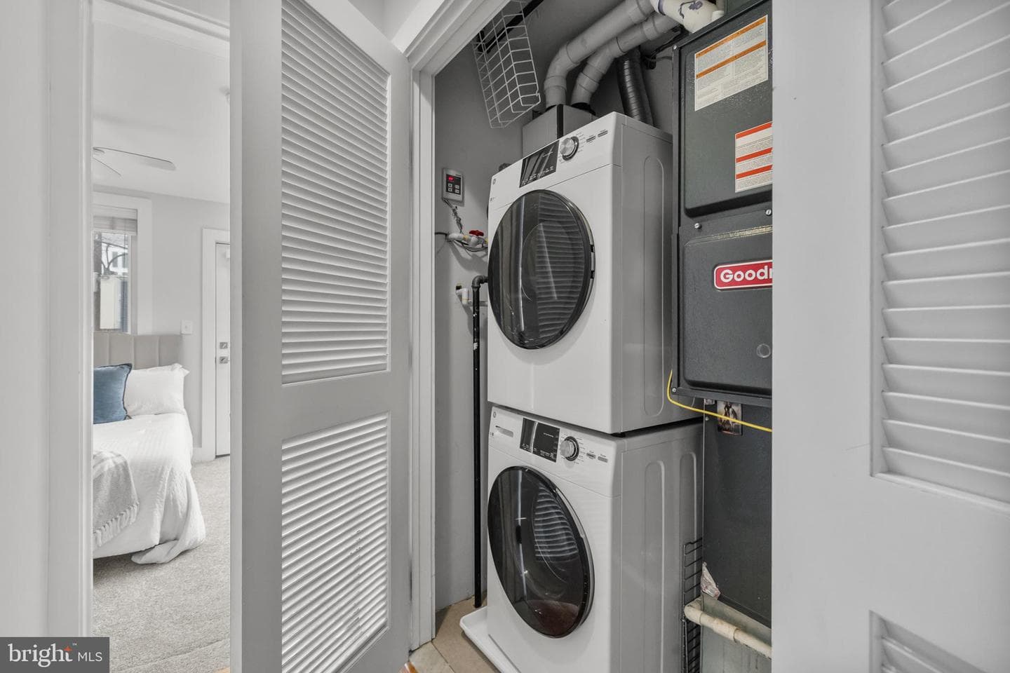 1627 Holbrook Street NE #2 photo 19