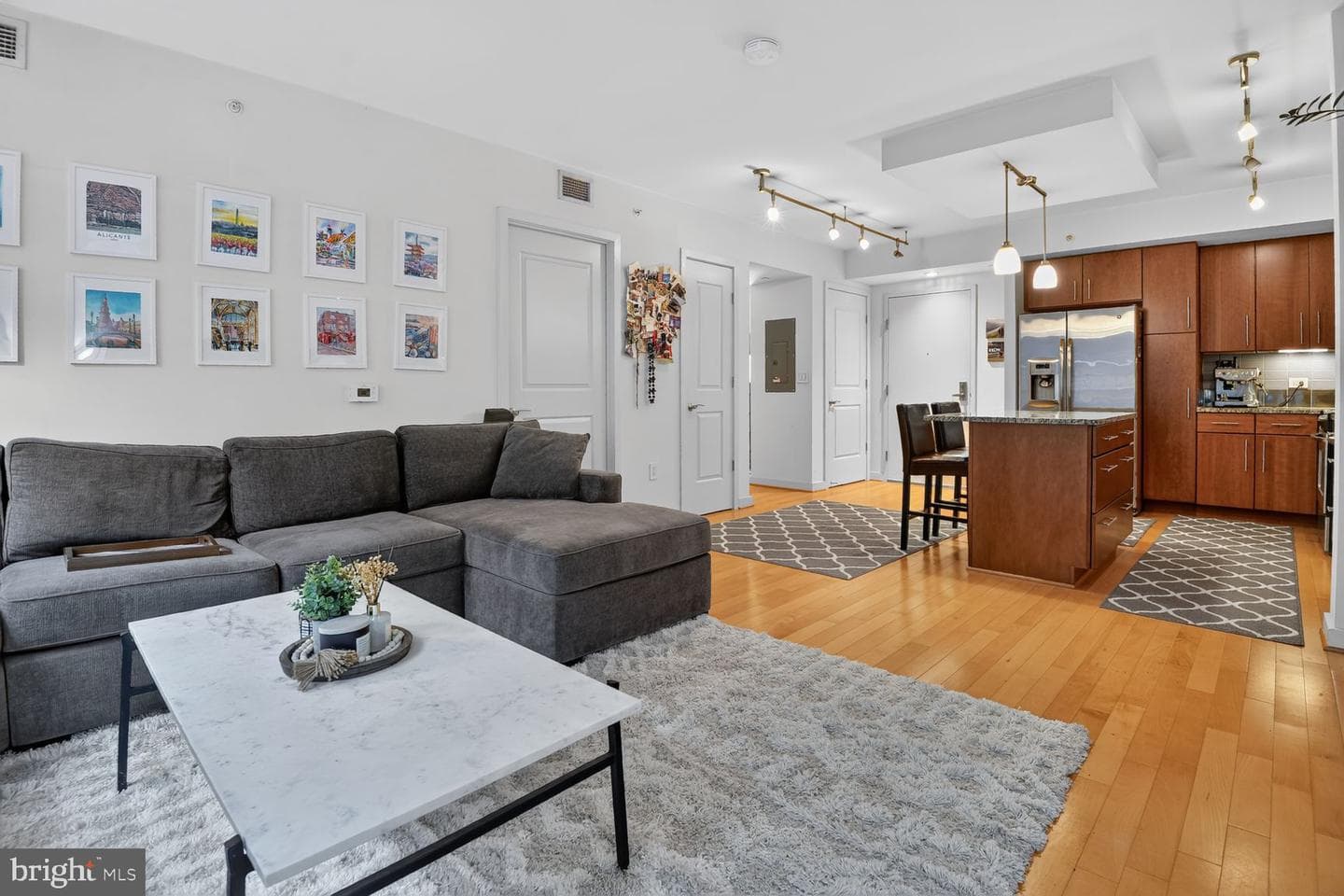1025 1st Street SE #701 photo 7