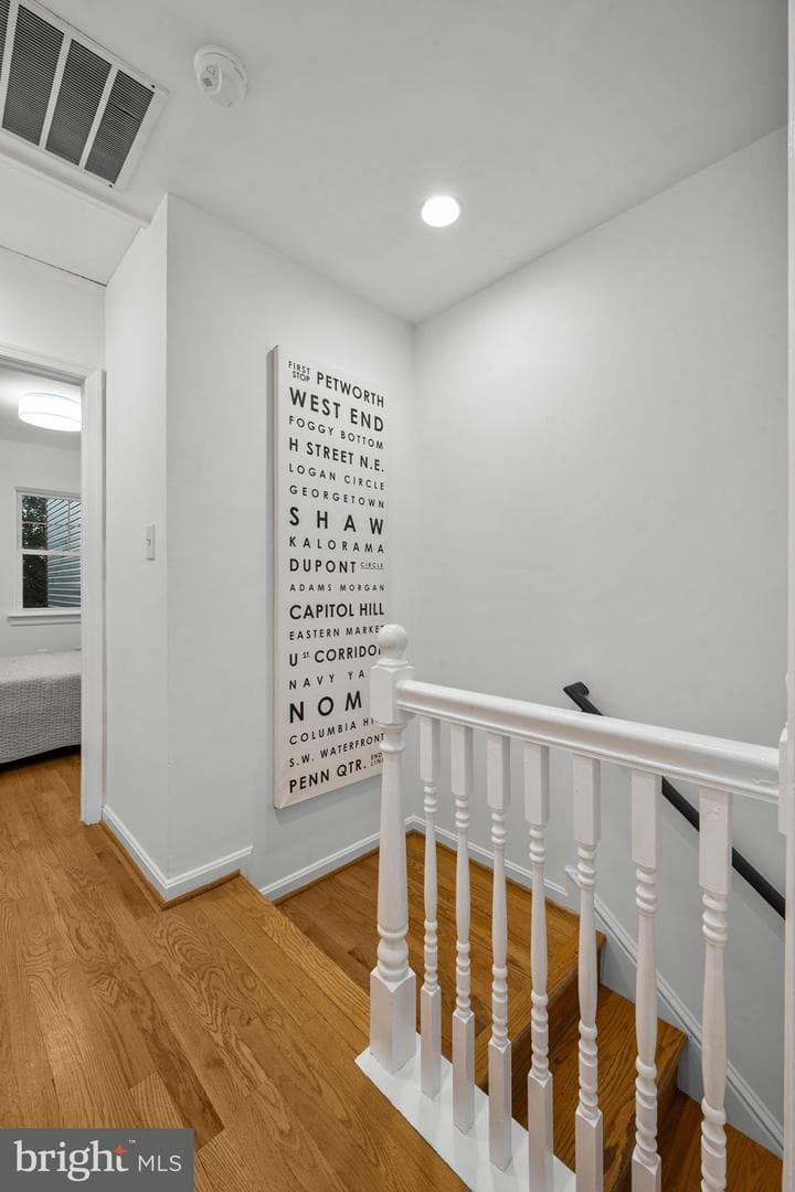 649 16th Street NE photo 14