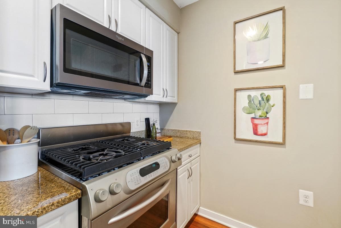 555 Massachusetts Avenue NW #1419 photo 7
