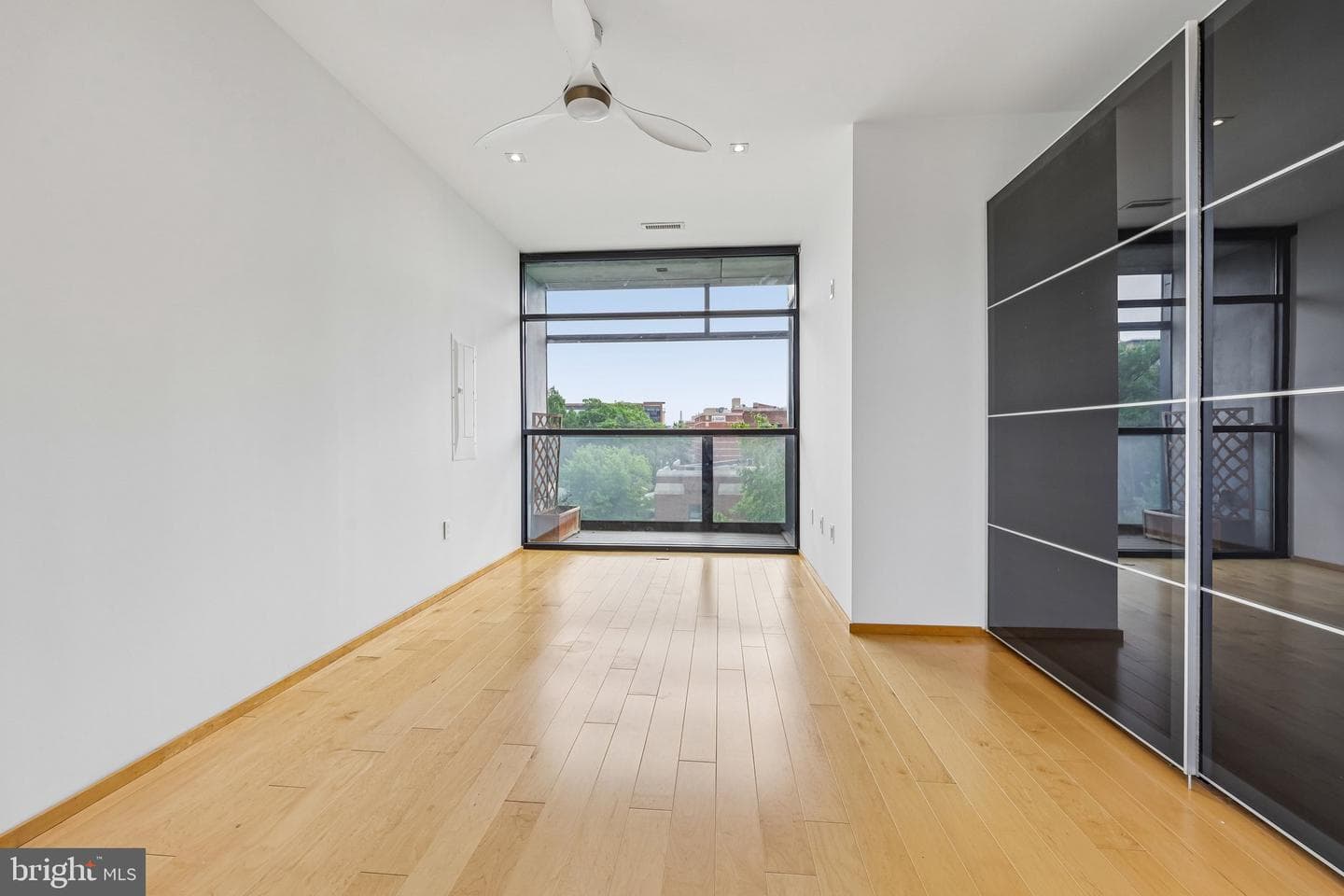 2250 11th Street NW #401 photo 22