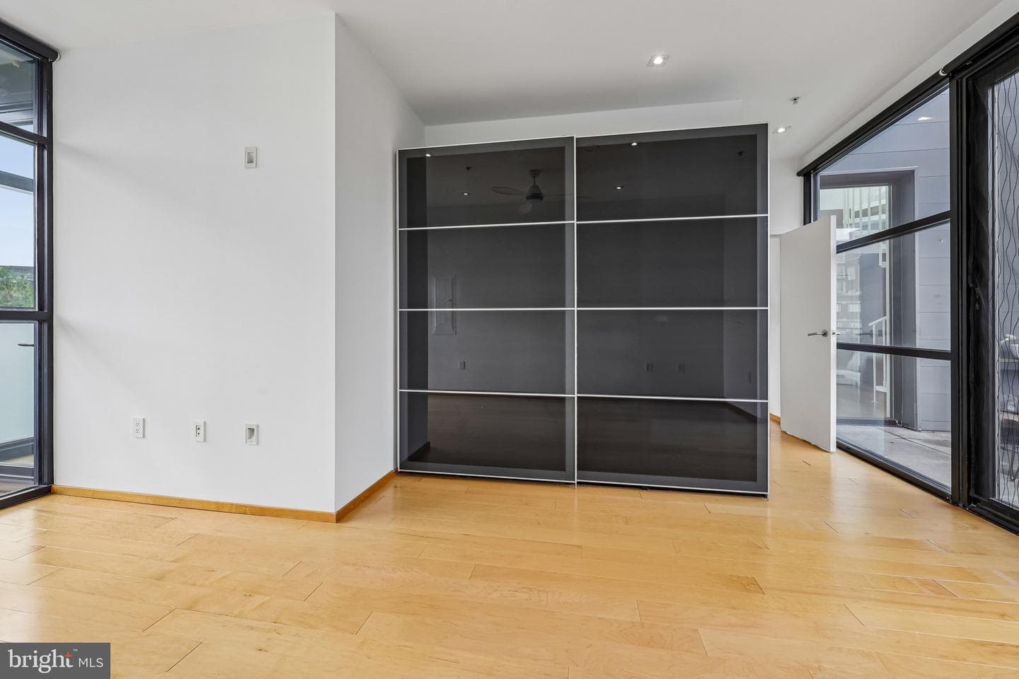 2250 11th Street NW #401 photo 23