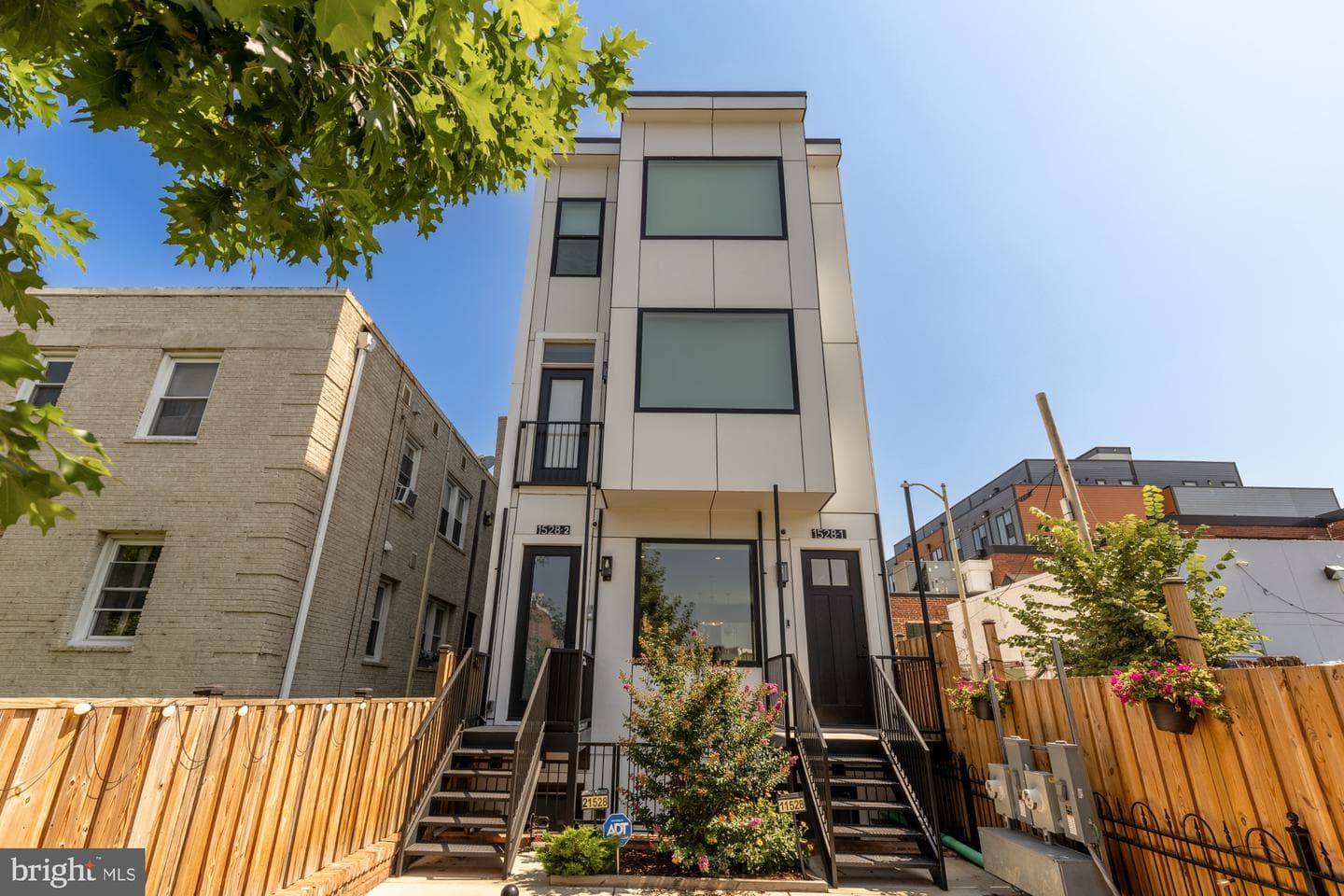 1528 Oates Street NE #1 photo 4