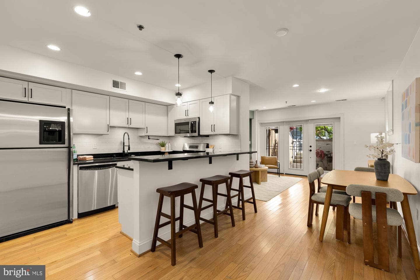 2432 Ontario Road NW #1 photo 8