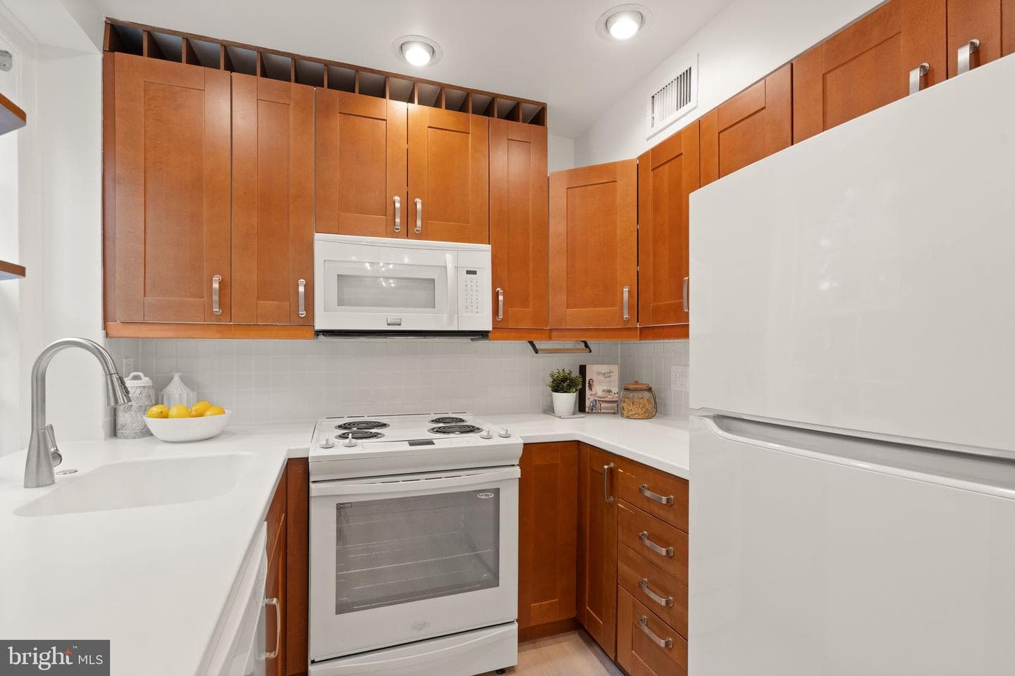 3960 Langley Court NW #f624 photo 8