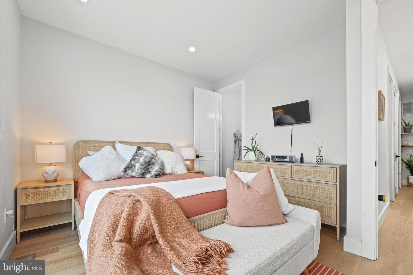 1509 D Street NE #2 photo 21