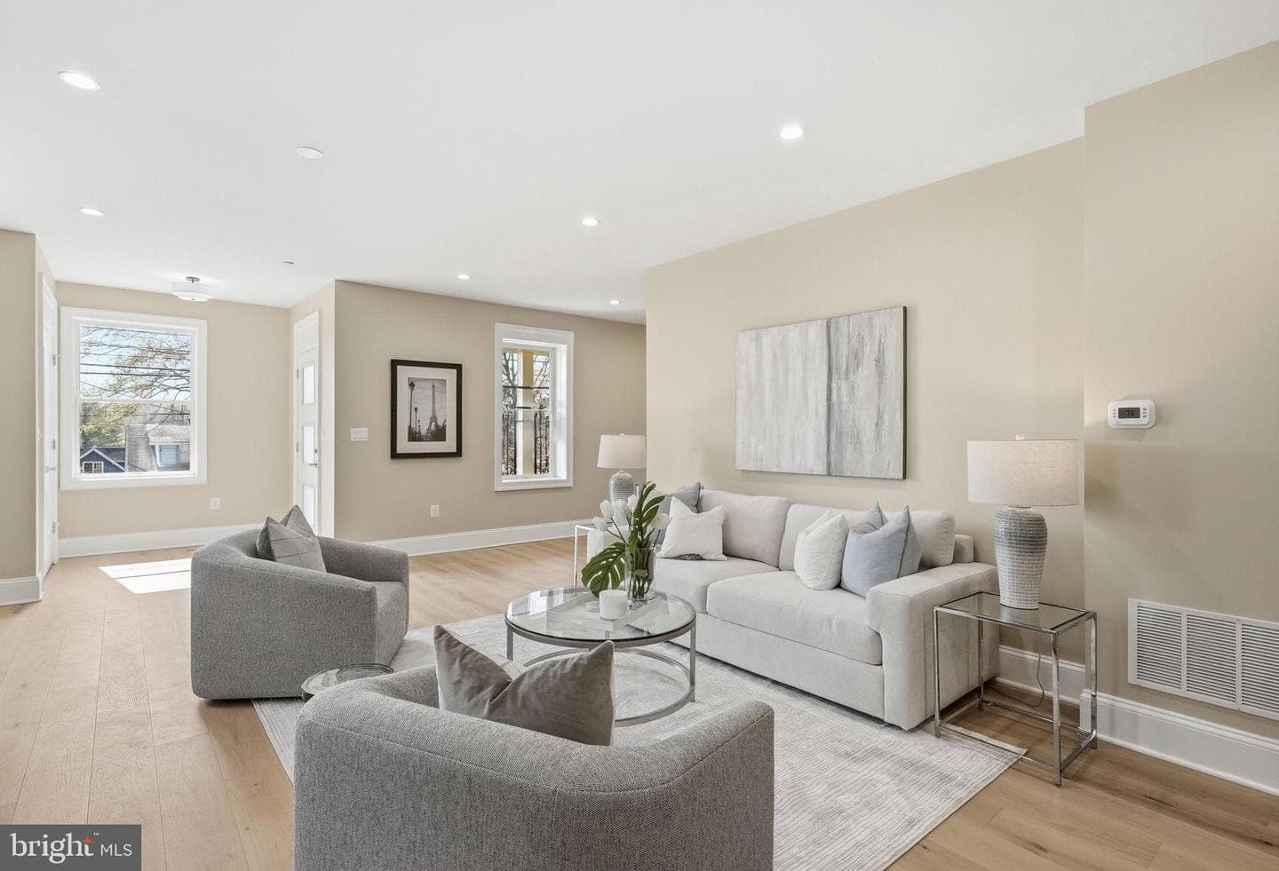 5047 Macarthur Boulevard NW photo 14