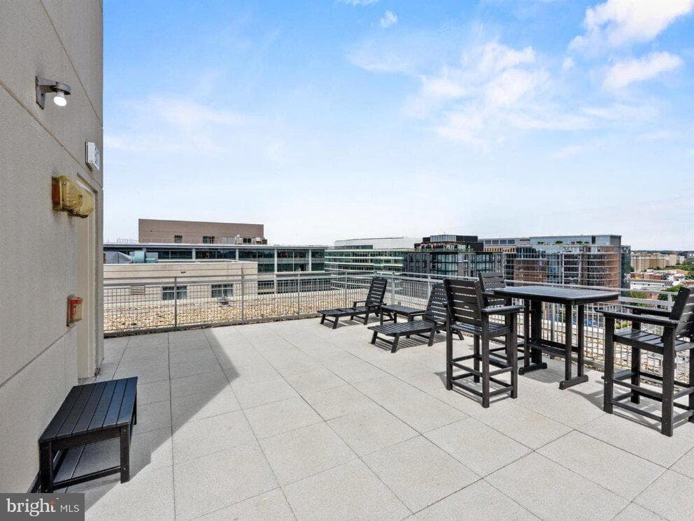 555 Massachusetts Avenue NW #1307 photo 19