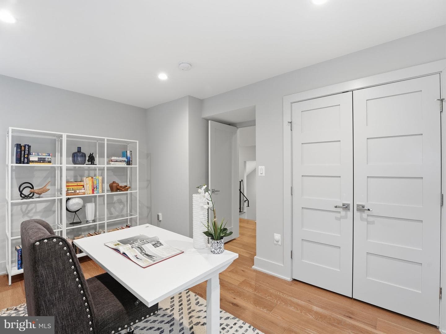 1248 Hamlin Street NE photo 29