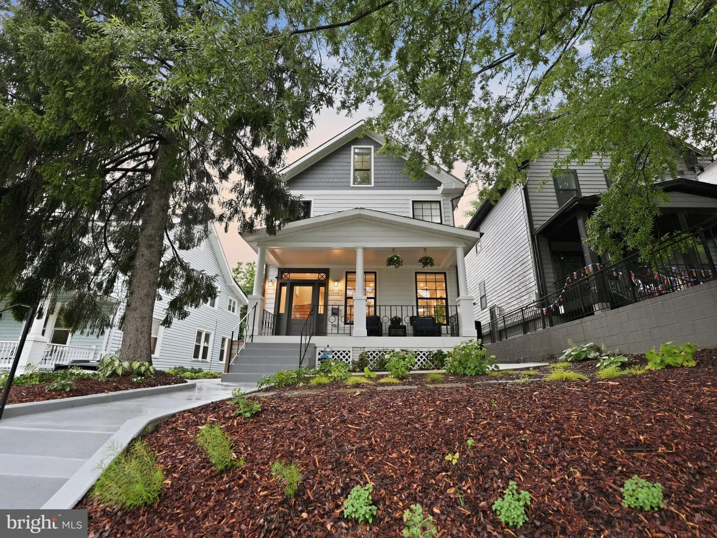 1248 Hamlin Street NE photo 46